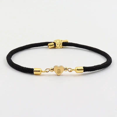 Ivanka® | Bracelets avec initiales en forme de cœur ajustables