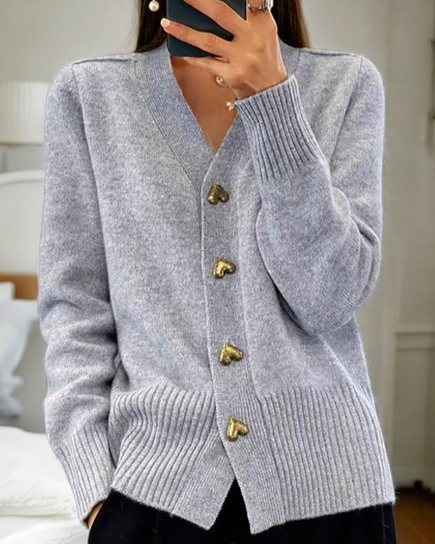 Adele™ | Cardigan élégant avec des boutons en forme de cœur